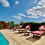 Casa Zeus - No Stress Holidays فيلة كوراليهو